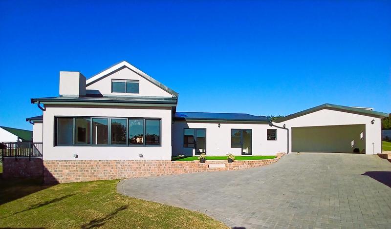 4 Bedroom Property for Sale in Stilbaai Wes Western Cape